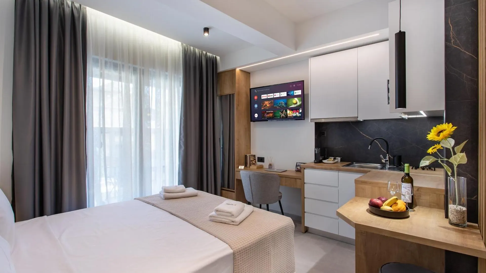 Sunflower Smartliving Suites Heraklion